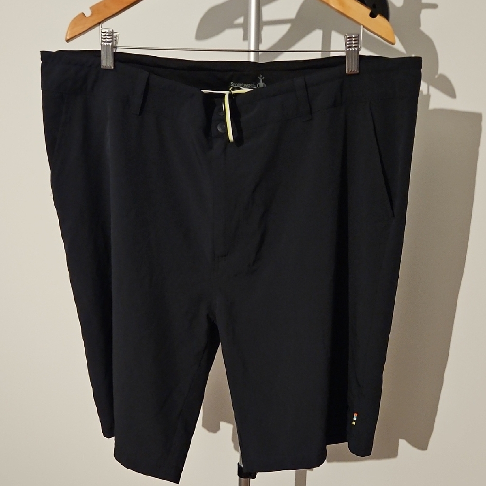 Smartwool Men's Black Flat Front Shorts